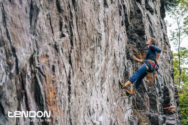 Master 9.7_3.jpg Master 9.7_3.jpg